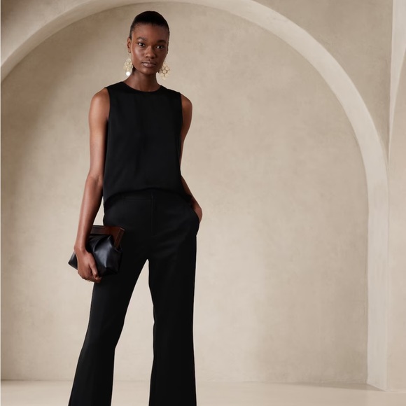 Banana Republic Factory Tops - NWT Banana Republic Factory Shell Tank